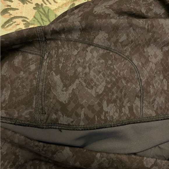 Lululemon Wunder Train High-Rise Tight 25" - Size 18 - Picture 6 of 14